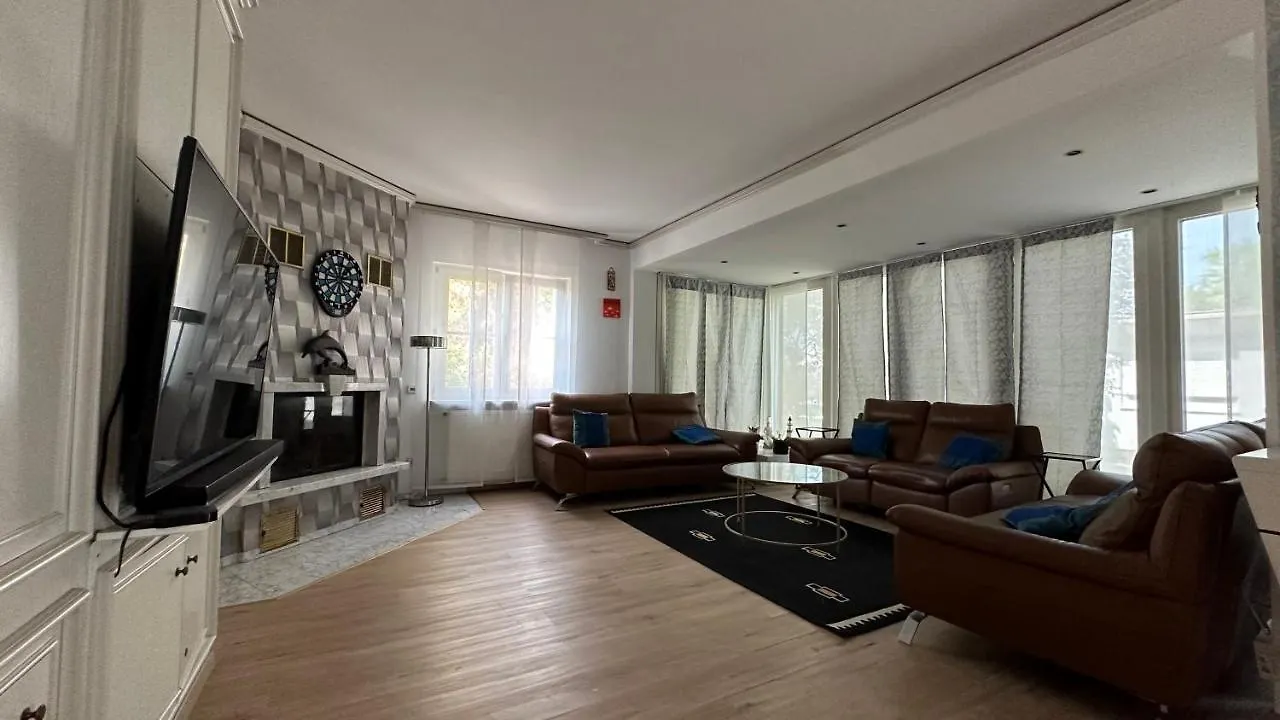 Cloud 9 Apartment Dreieich